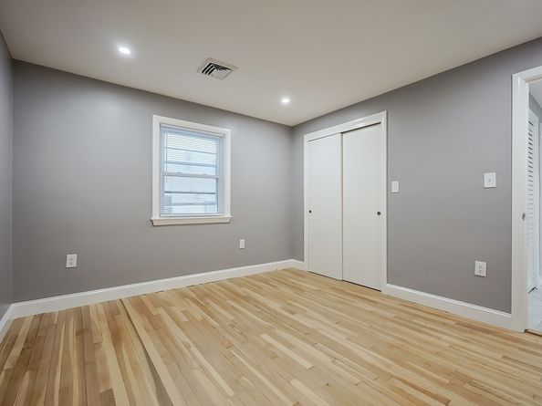 16 Hawes St, Revere MA 02151