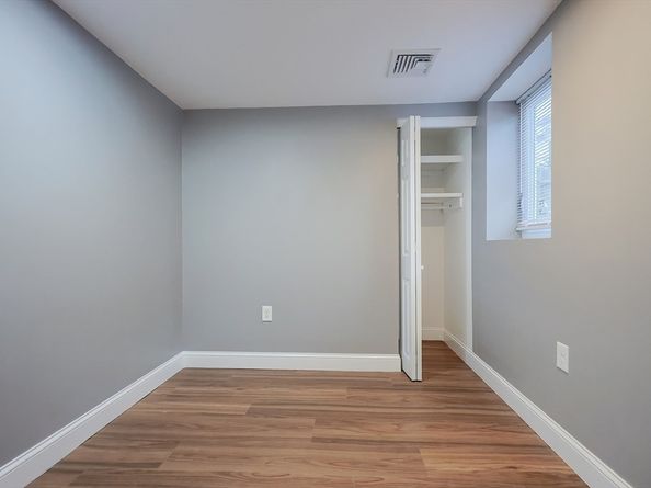 16 Hawes St, Revere MA 02151