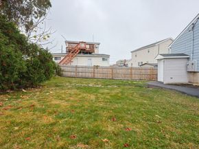 16 Hawes St, Revere MA 02151