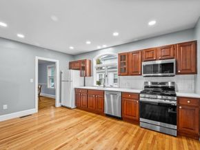 25 Tedesco St, Marblehead MA 01945