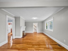 25 Tedesco St, Marblehead MA 01945