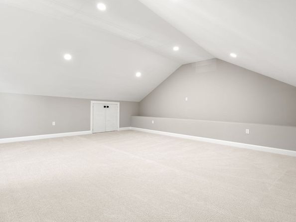 19 Vine 3, Weymouth MA 02188