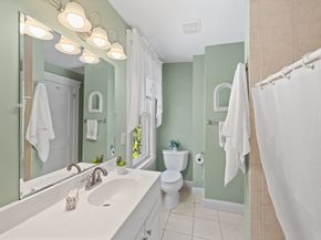 62 Maple St, West Boylston MA 01583