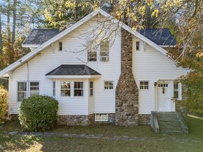 62 Maple St, West Boylston MA 01583