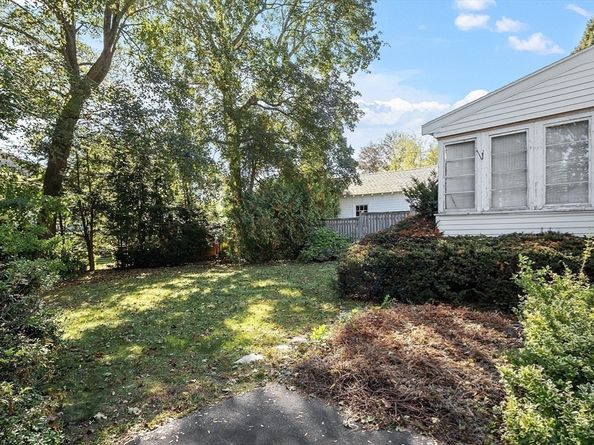 103 N Hancock St, Lexington MA 02420