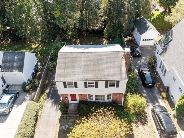 103 N Hancock St, Lexington MA 02420