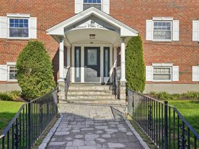48 Coffey PH:10D, Boston MA 02122