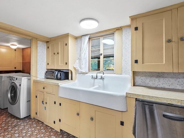 191 West Street, Leominster MA 01453