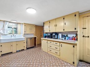 191 West Street, Leominster MA 01453
