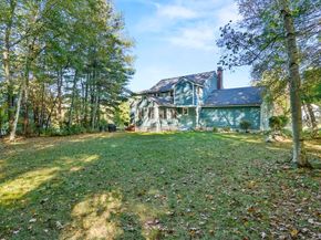 4 Jonathans Way, Upton MA 01568