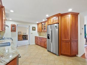 4 Jonathans Way, Upton MA 01568