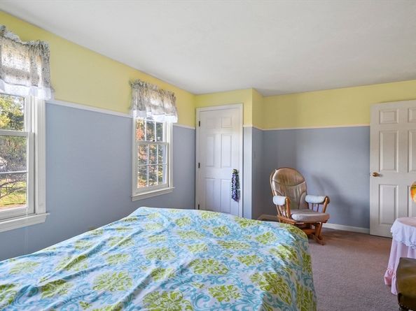 4 Jonathans Way, Upton MA 01568