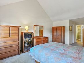 4 Jonathans Way, Upton MA 01568