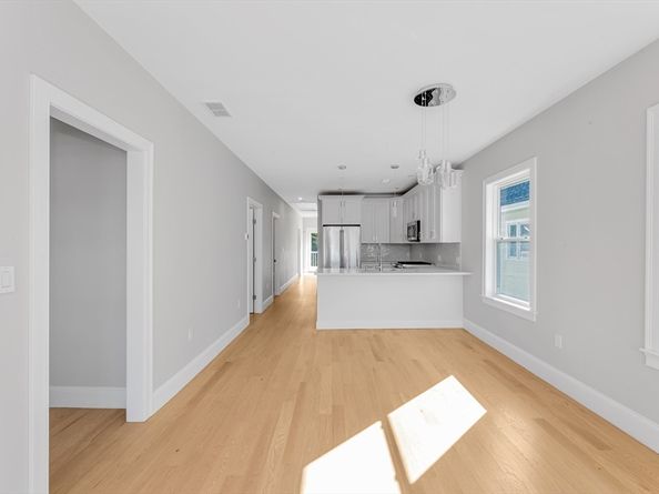103-105 Neponset St, Boston MA 02131