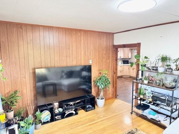 38 Mount Pleasant St, North Brookfield MA 01535