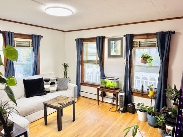 38 Mount Pleasant St, North Brookfield MA 01535