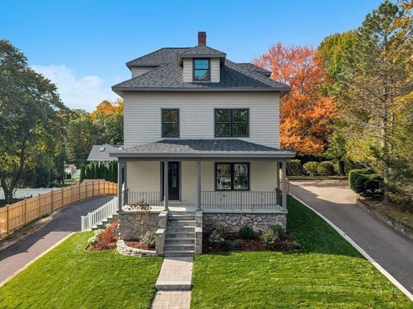 16 Oak Street, Wellesley MA 02482