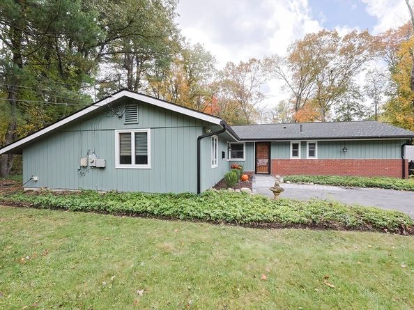 91 Eaton Road W, Framingham MA 01701