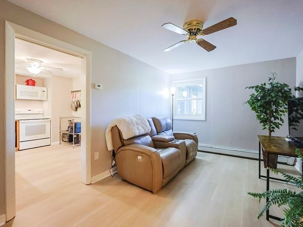 91 Eaton Road W, Framingham MA 01701