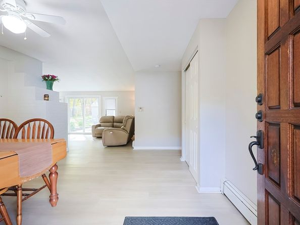 91 Eaton Road W, Framingham MA 01701