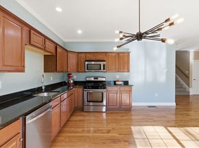 90 Rangeway Rd 303, Billerica MA 01821