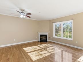 90 Rangeway Rd 303, Billerica MA 01821