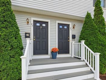 27 Emerson