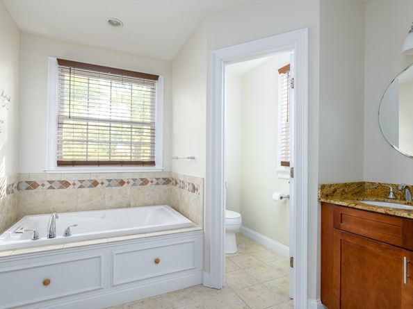 40 Rustic Drive Ext, Worcester MA 01609