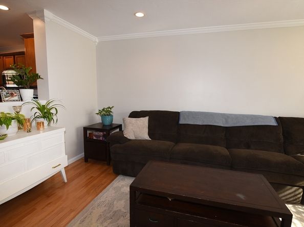 65 Boxberry Ln 65, Rockland MA 02370
