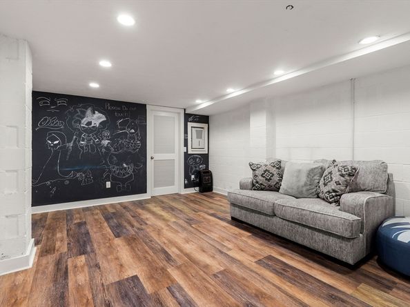 653-R E 3rd St, Boston MA 02127