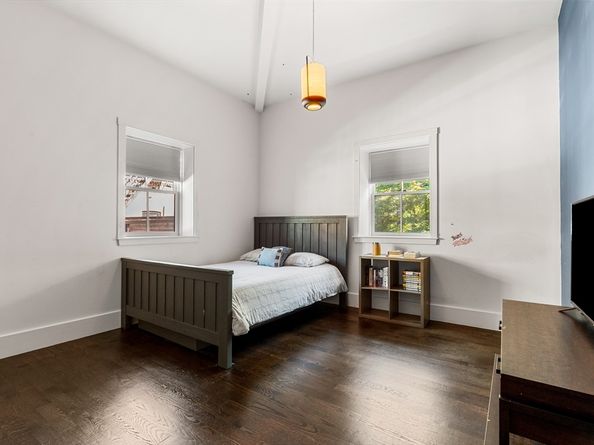 653-R E 3rd St, Boston MA 02127