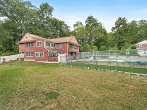 1 Ludlow Ave, Wakefield MA 01880