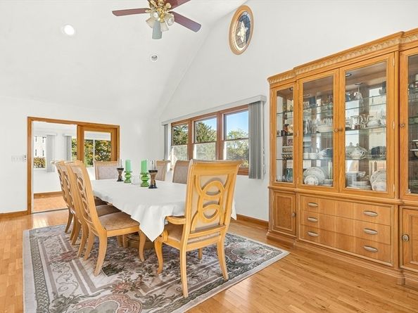 1 Ludlow Ave, Wakefield MA 01880