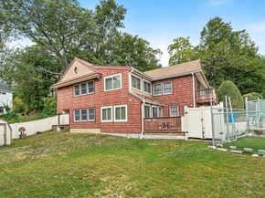 1 Ludlow Ave, Wakefield MA 01880