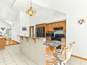 1 Ludlow Ave, Wakefield MA 01880