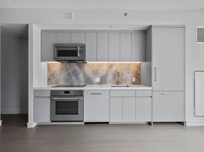 55 Lagrange Street 1010, Boston MA 02116
