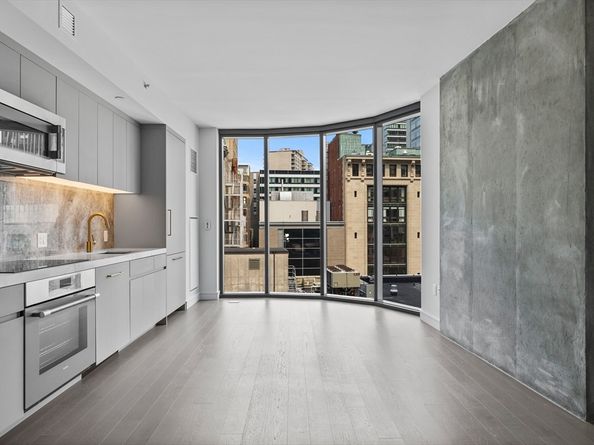 55 Lagrange Street 1010, Boston MA 02116