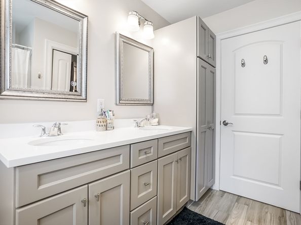 55 Plymouth St A5, Whitman MA 02382