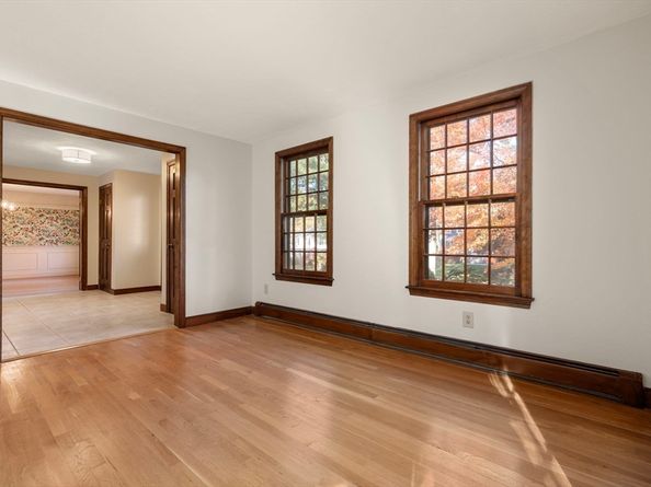 3 Massachusetts Ave, Norfolk MA 02056