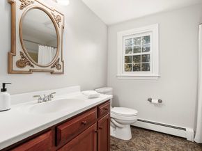 3 Massachusetts Ave, Norfolk MA 02056
