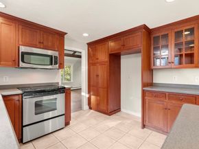 3 Massachusetts Ave, Norfolk MA 02056