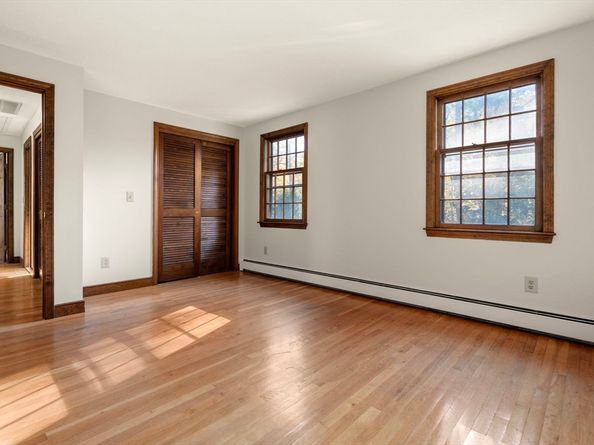 3 Massachusetts Ave, Norfolk MA 02056