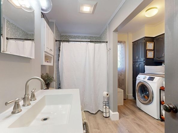 101 King St 101, Reading MA 01867