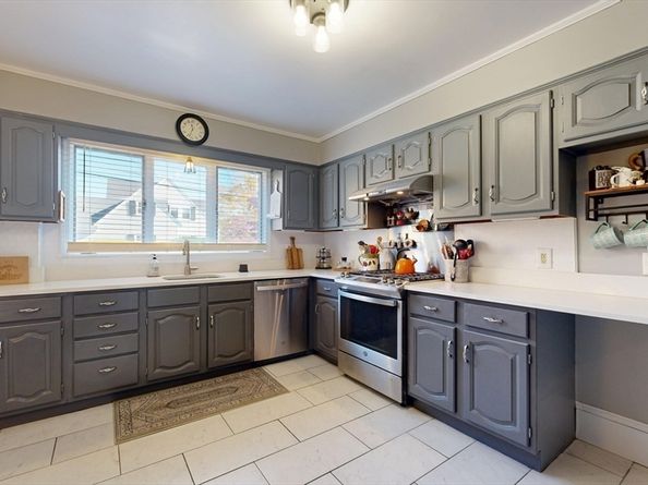 101 King St 101, Reading MA 01867