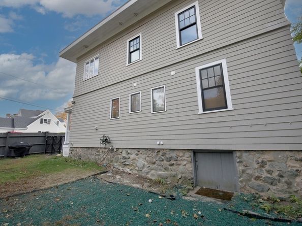 101 King St 101, Reading MA 01867