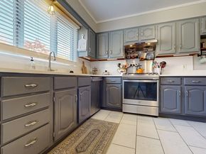 101 King St 101, Reading MA 01867