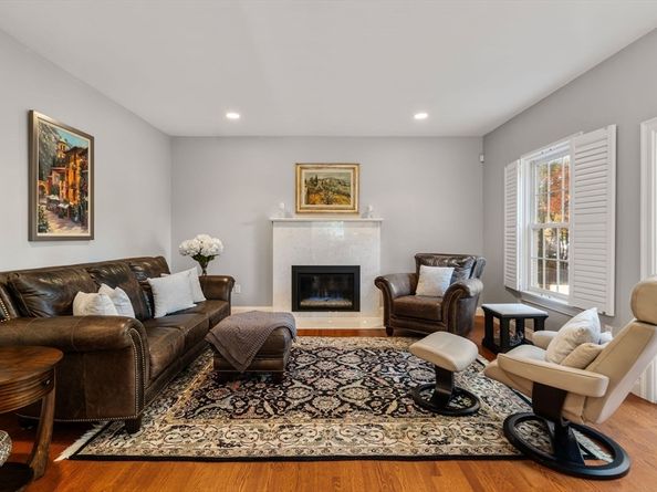 361 High Rock St, Needham MA 02492