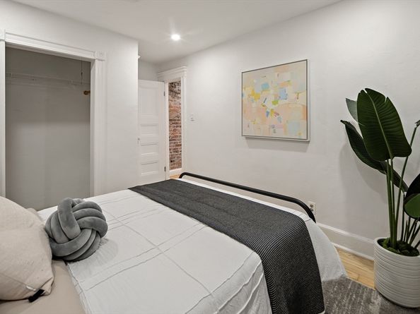 76 Phillips St A, Boston MA 02114