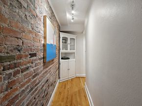 76 Phillips St A, Boston MA 02114