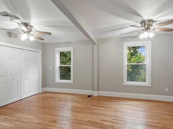 87 Roosevelt Street, Fitchburg MA 01420